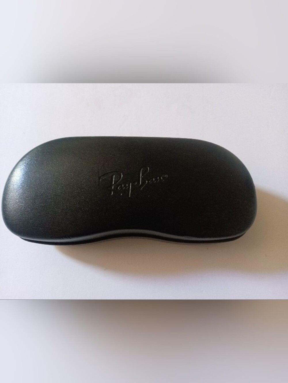 Black Hard-Shell Ray-Ban Glasses Case With Lens Cloth